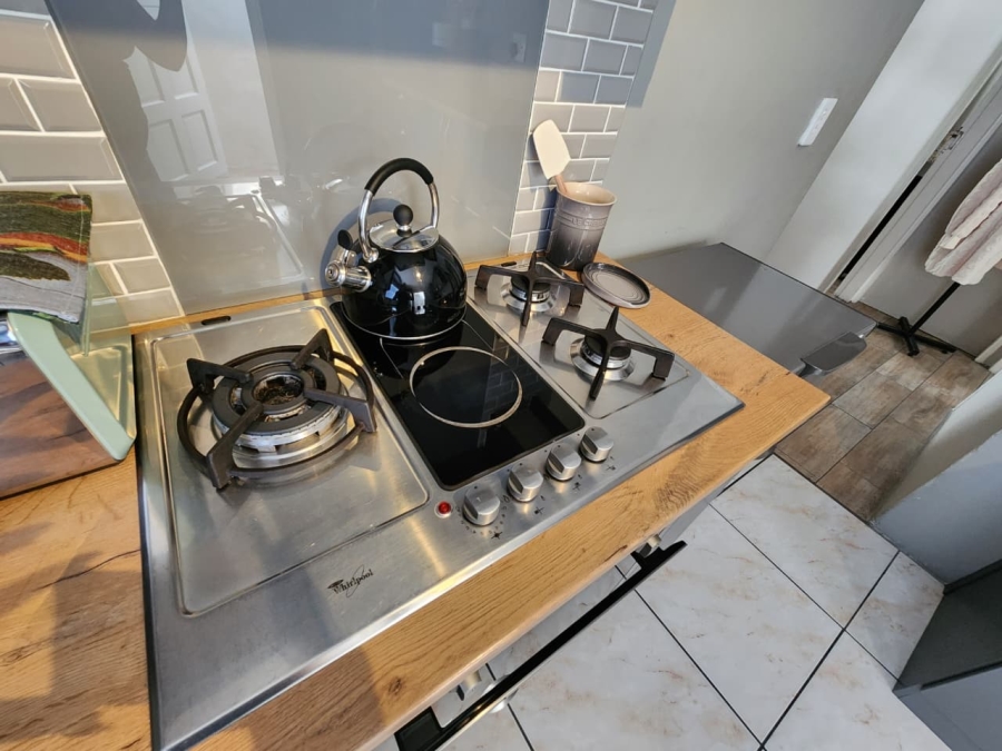 To Let 2 Bedroom Property for Rent in Belhar Western Cape